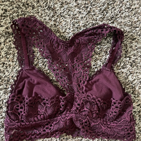 Aerie Bralette - Picture 2 of 3